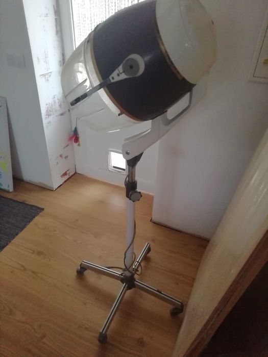 Secador de pé antigo da wella