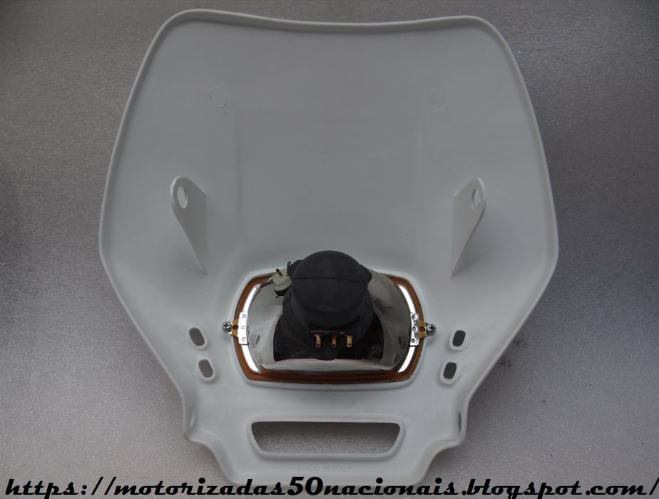 Porta Farol p/ Motorizada AJP Galp 50 R