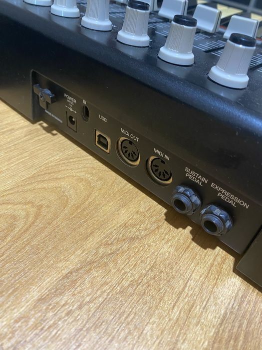 AKAI MPK49 Professional