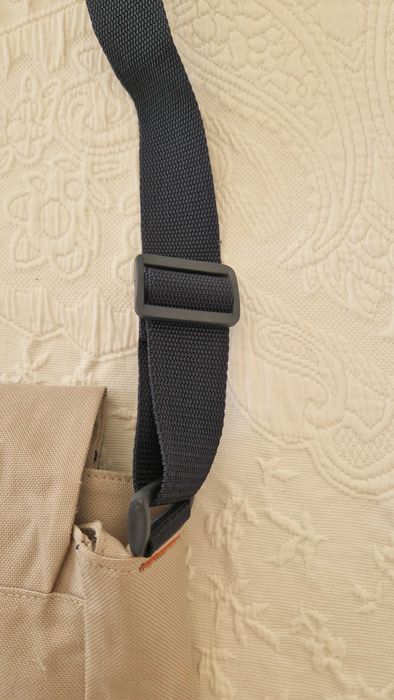 Mala tiracolo, beje e azul