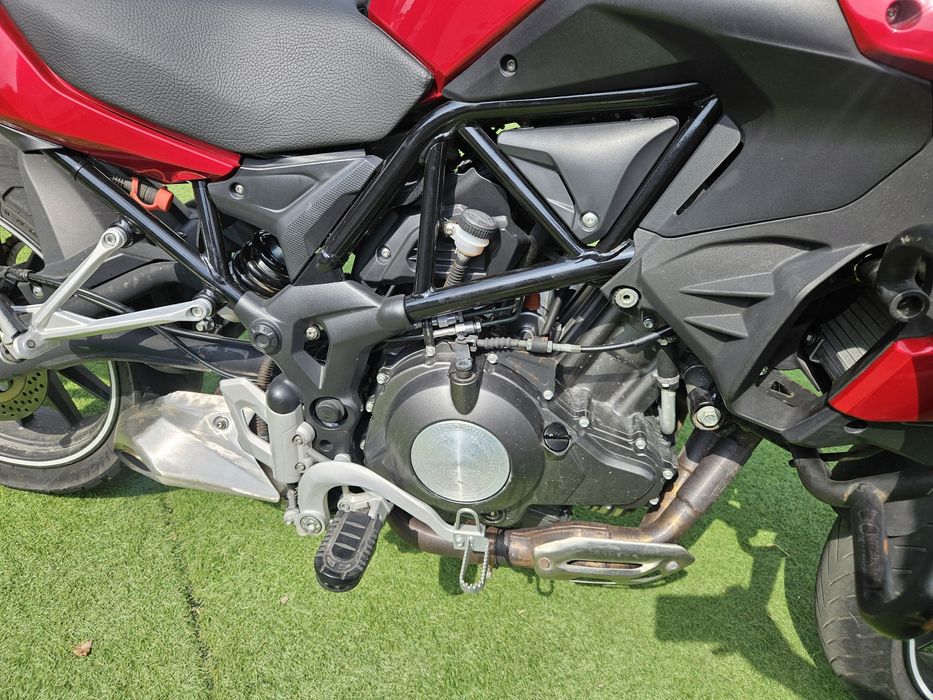 Benelli trk 502 só 13.000klm