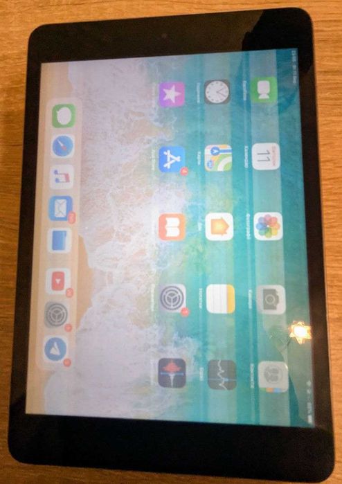 Ipad mini wifi, 16Gb, space grey A1489, потребує ремонту