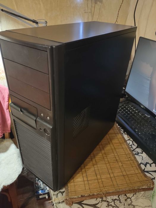 ПК Dell t3500 12 gb xyperx, x5670 6 ядер