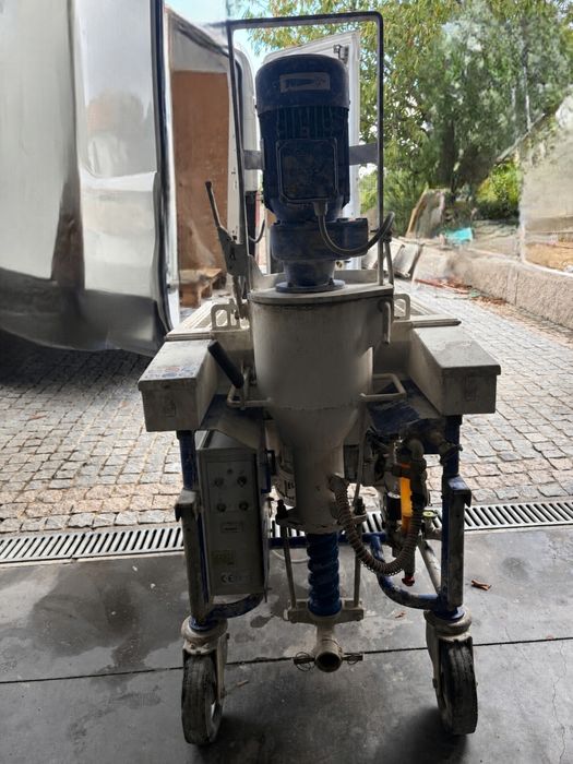 Maquina de projetar gesso