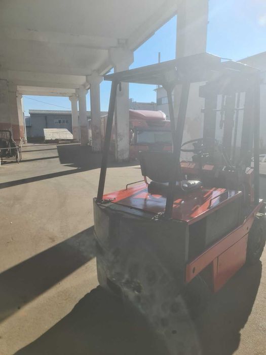 Продам навантажувач БАЛКАНКАР ЕВ 717.33 з АКБ (2.0 тонни)