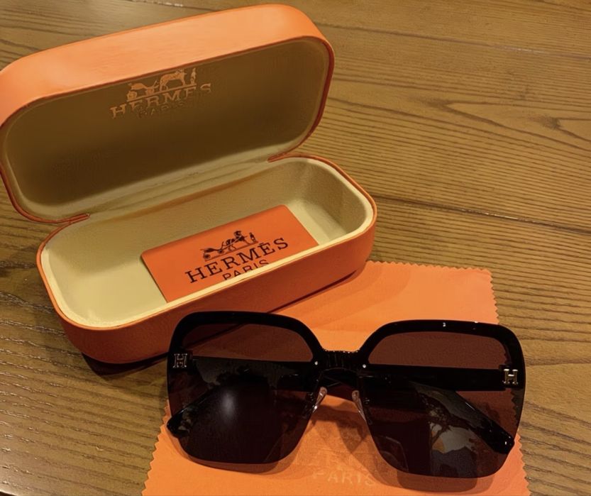 Солнцезащитные очки Hermes