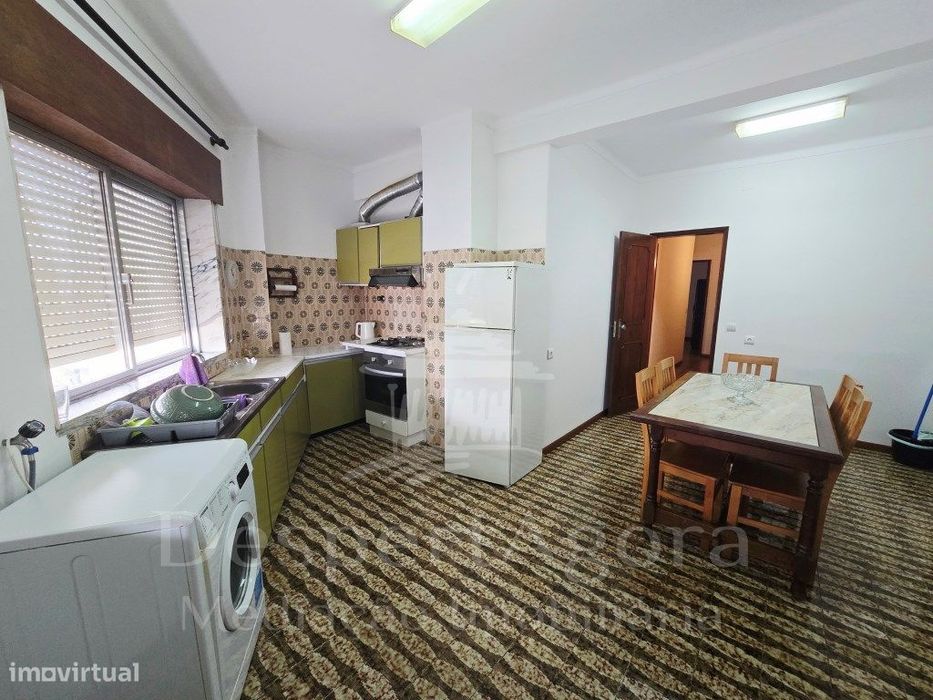 Apartamento T3 a 50 metros da estação da CP