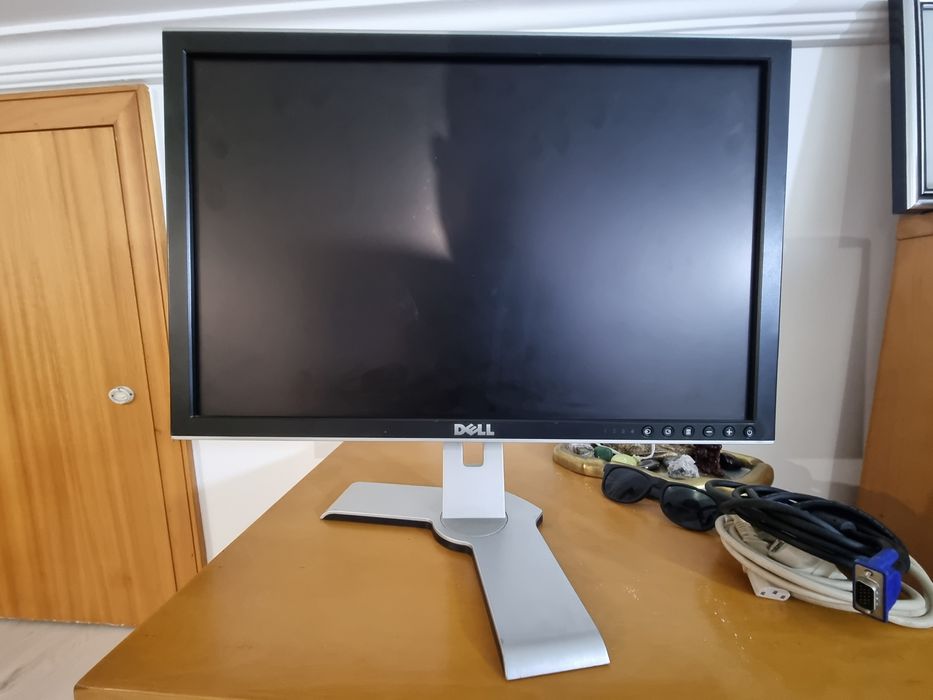 MONITOR DELL muito bom estado