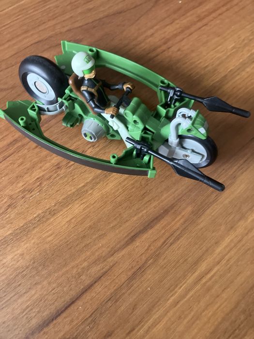 Boneco Ben 10 Tenn-Speed Cycle