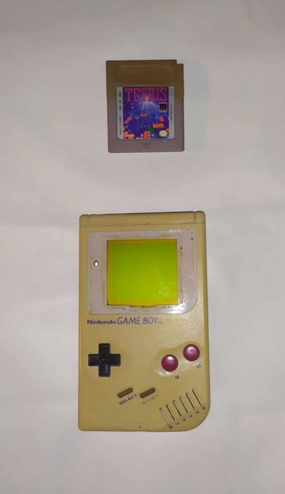 Konsola przenośna Nintendo Gameboy uszk. + Tetris Giant Retro zestaw