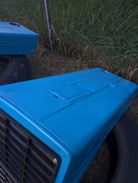 Капот/Кабіна МтЗ 50 80 82 892 МТЗ фари ліхтарі решітка Кришка капота