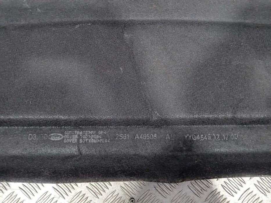 Chapeleira Mala Ford Fiesta V 5 Original