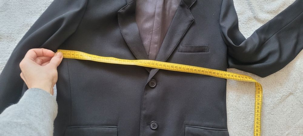 Garnitur chłopięcy r. 146/152