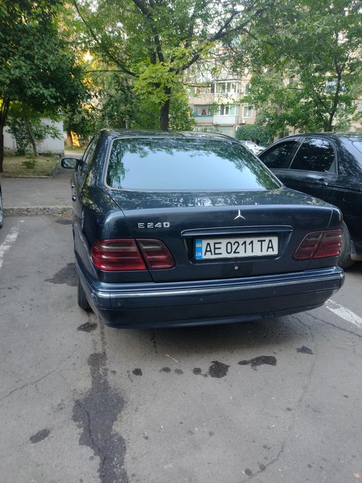 Мерседес w210 E240