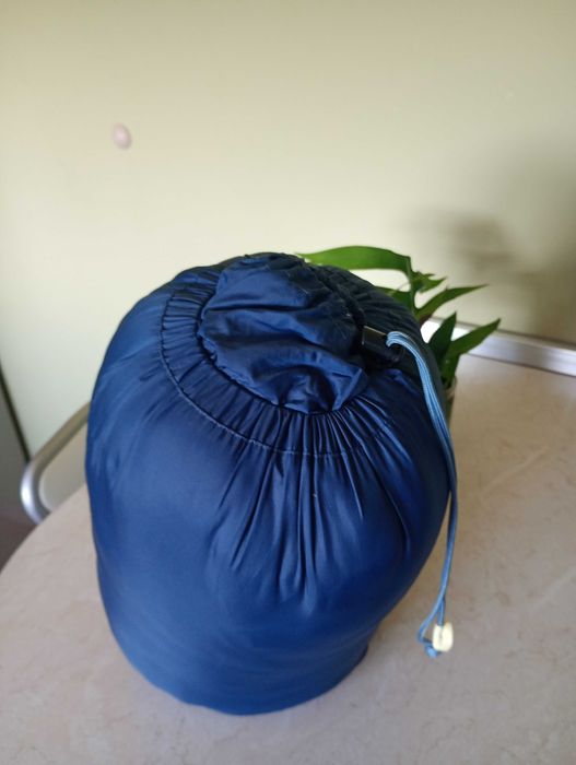 Śpiwory namiotowe