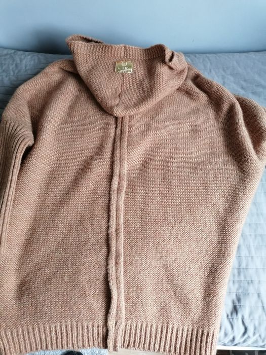 Sweter kardigan damski z kapturem