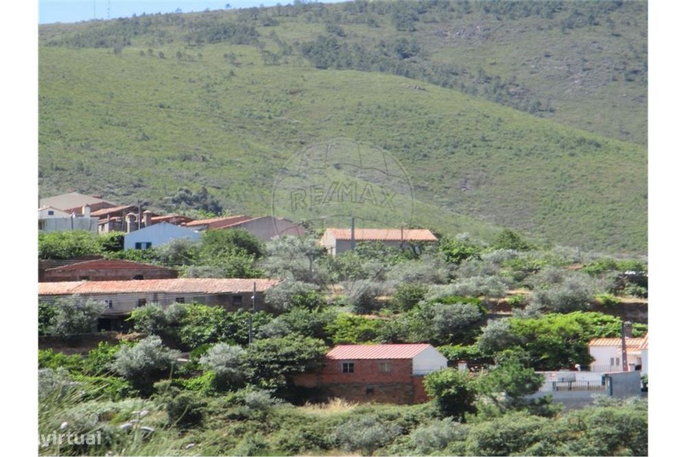 Moradia Com Quintal!!!