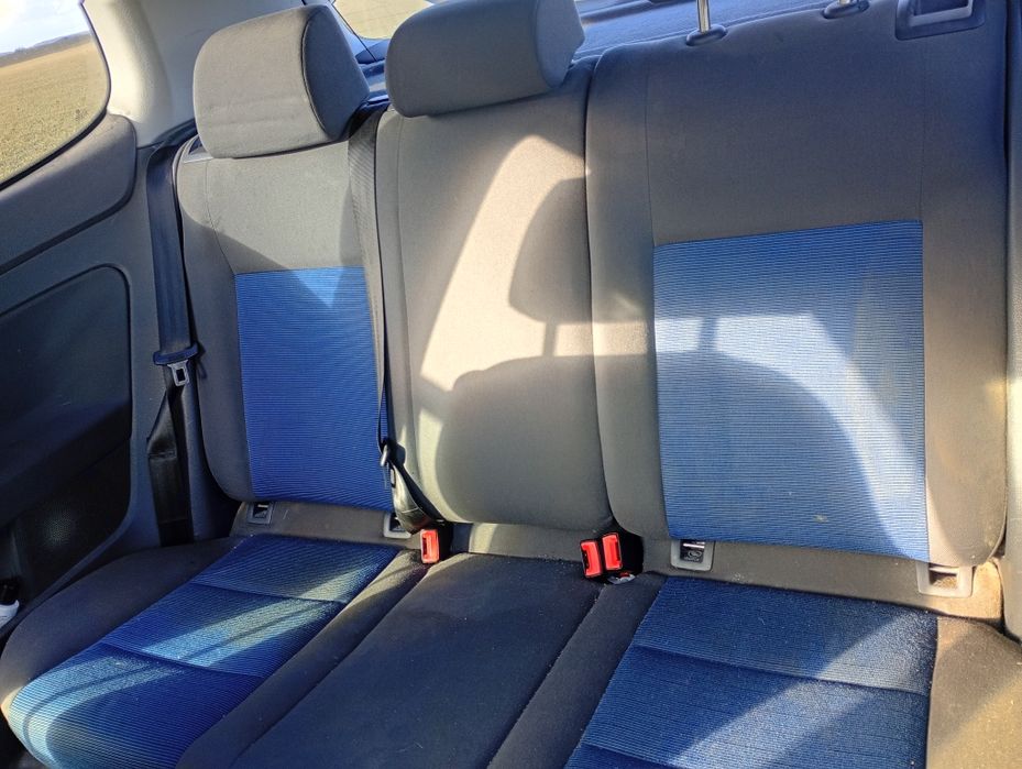 Golf 5 1.9 diesel 2005 rok