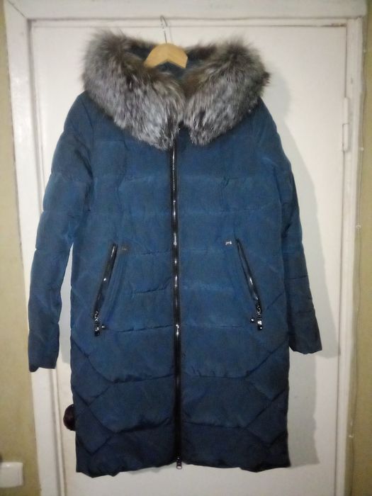 Пальто  зимнее  .