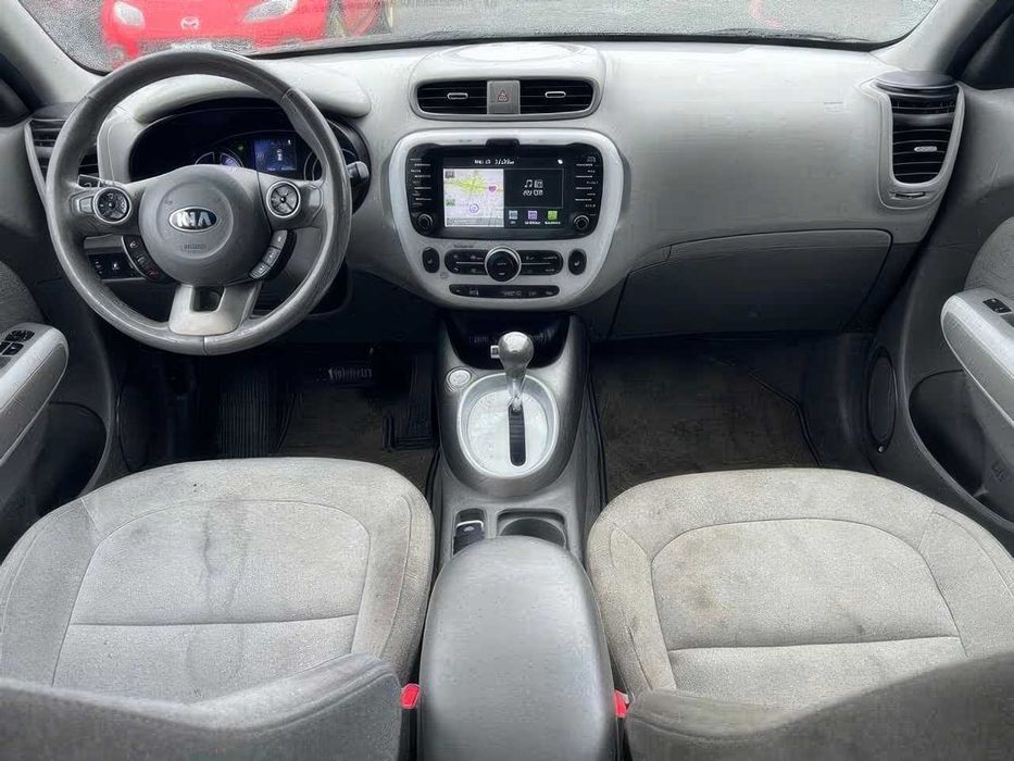 Kia Soul EV +      2018