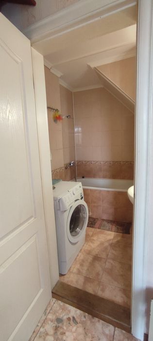 Оренда окремого будинку Центр