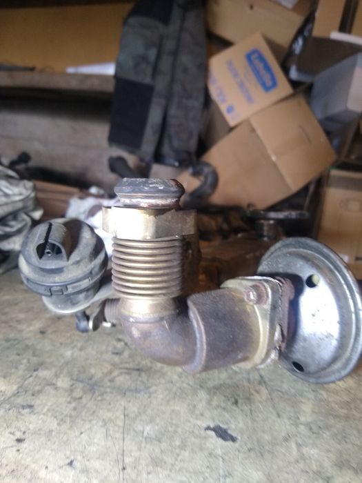 Chłodnica zawor EGR BMW 2.0d n47 E60 E61 e87 E90 E91 oryginał komplet