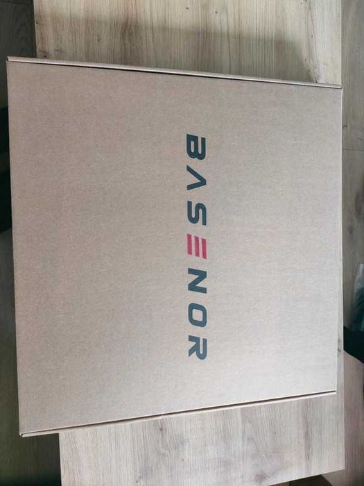 Części samochodowe, nowe i tanio