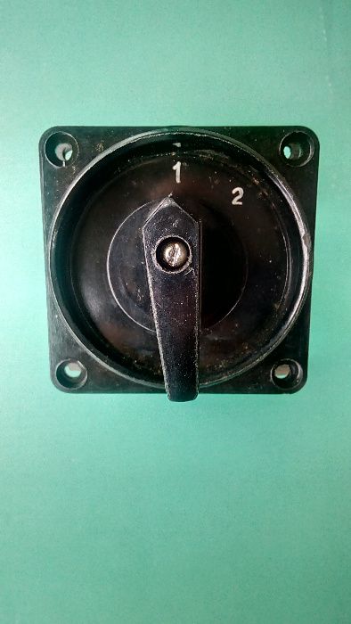 Перемикачі кулачкові ПКУ-3, пакетні ПВП14-27, кнопковий серії кме