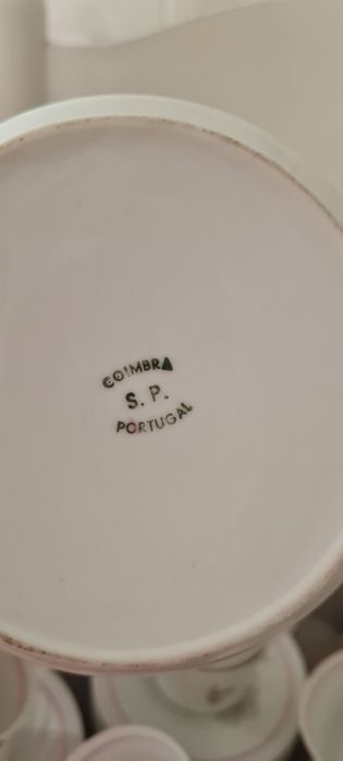 Conjunto Café + Bule + Açucareiro  + Leiteira