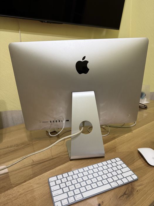 iMac 21.5 (2017) 8/1Tb SSD