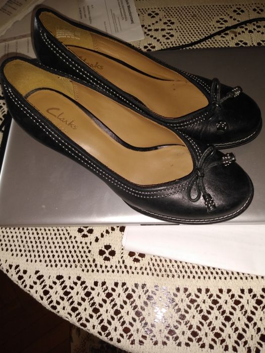 Czółenka skórzane 38