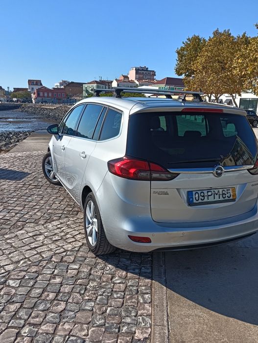Opel Zafira 2015
