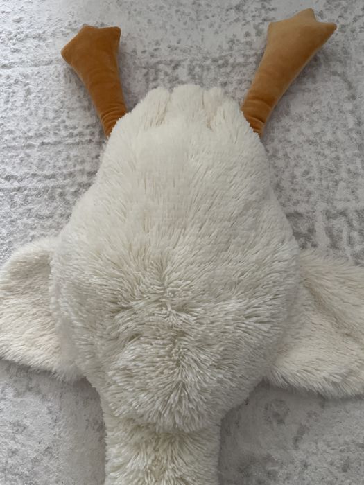 Іграшка гусь обнімусь ніжно кремового кольору