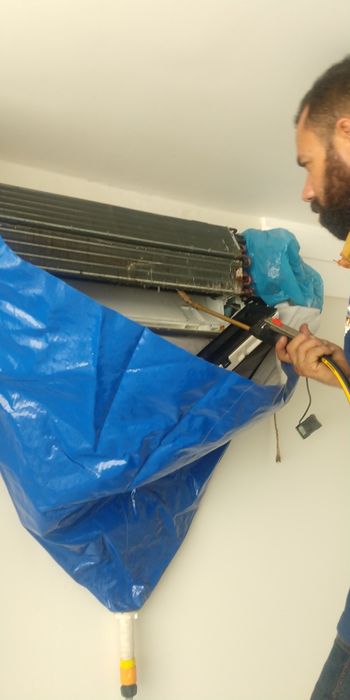 Limpeza  e higienização de ar condicionado