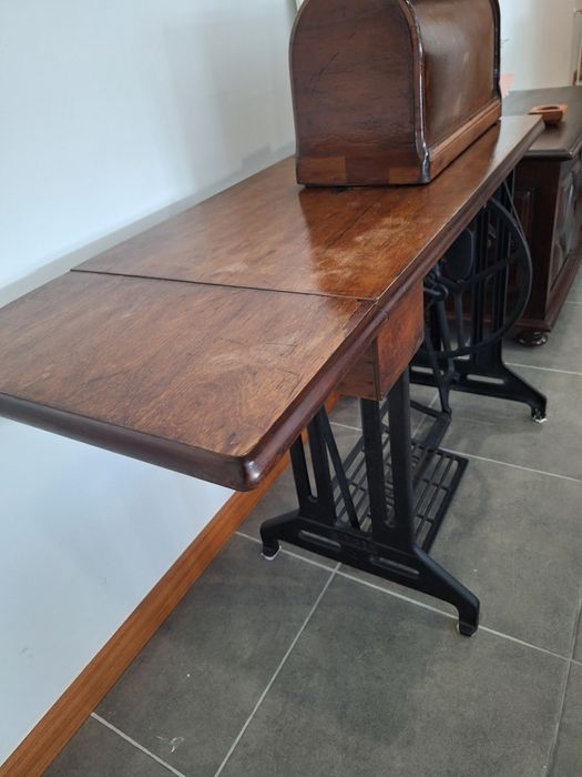 Vendo Máquina costura Singer para decoração