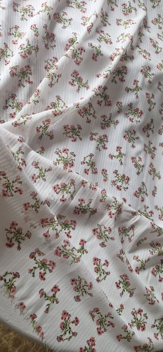 Продам тканину мілкоцвіт та горошок плотнтй шифон