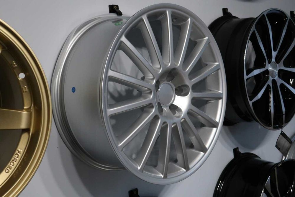 ALU FELGI 18 8J 5X100 57,1 golf 4 IV r32 replika ARISTO GTI GTD