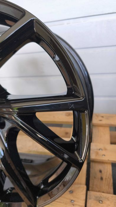 Felgi aluminiowe Audi Vw Skoda Mercedes Bmw 19" 5x112 Et38 (OL641F)