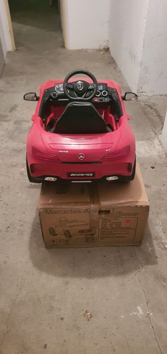 Mercedes AMG GT dziecko 2-8