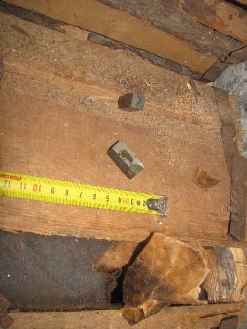 Ніж до тристоронньої фрези рифлений клиновий