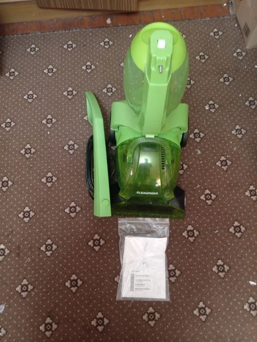 Миючий вертикальний пилосос для килимів CleanMaxx Teppichreiniger .