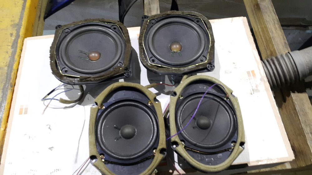 Głośniki samochodowe BOSE 16 i 13 cm