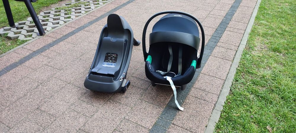 Cybex Aton B2 i-size z bazą