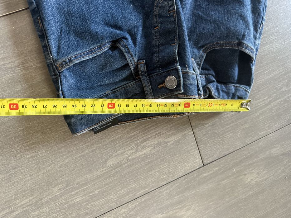 Spodnie H&M 128 jeans