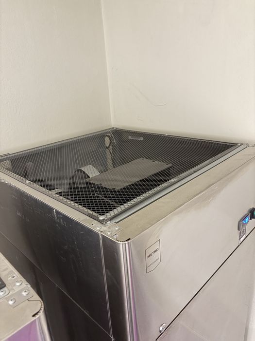 Congelador Arca Vertical Profissional Metro (Pouco Usado)