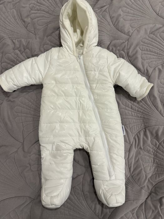 Дитячий зимовий комбінезон в ідеальному стані