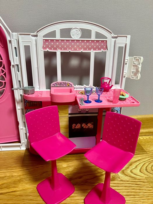 Будиночок Барбі Розкладний Barbie Glam Getaway House CHF54
