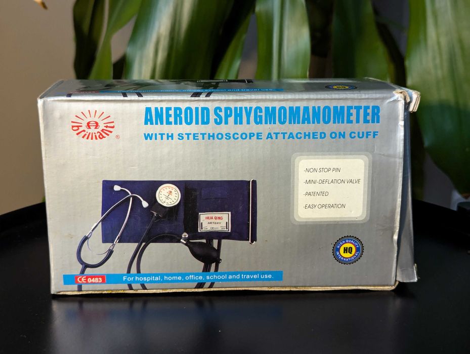 Ciśnieniomierz naramienny manualny aneroidowy Brilliant