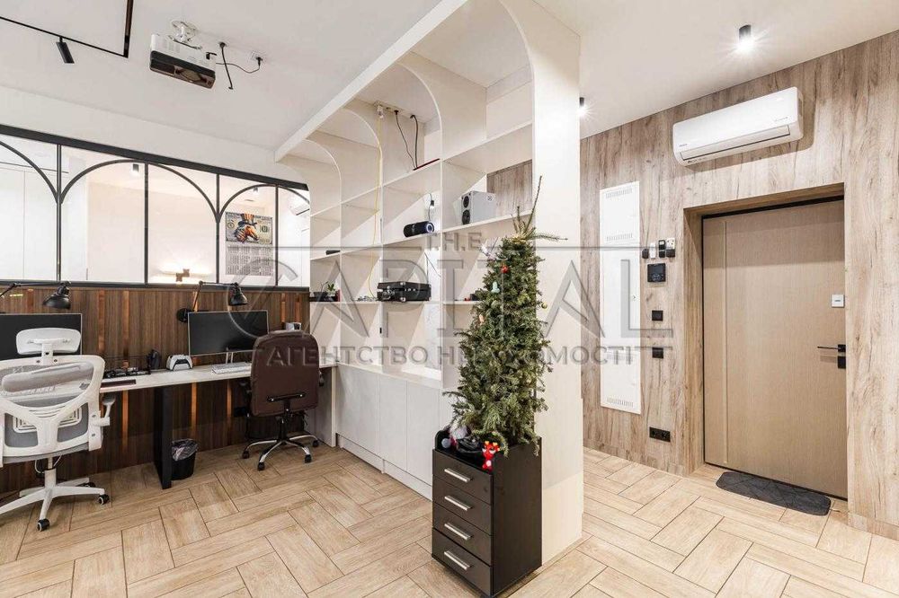 Продажа коммерческого помещения 57 м² на ул. Лысенко 3, центр Киева