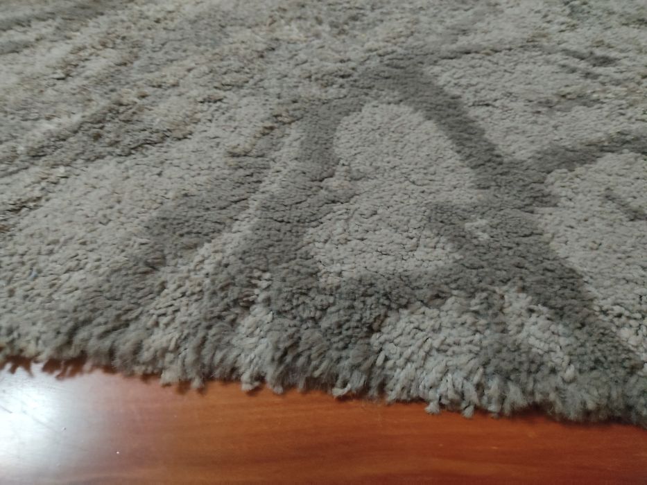 Carpete 2.40*1.60 cinza